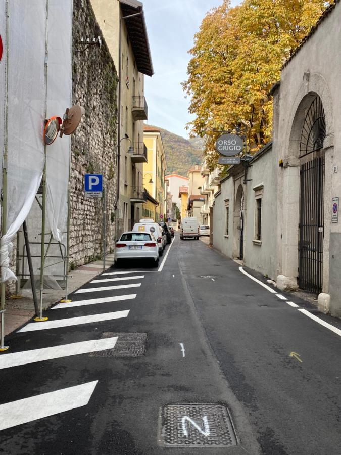 Appartamento Drio Le Mura Trento Exterior foto
